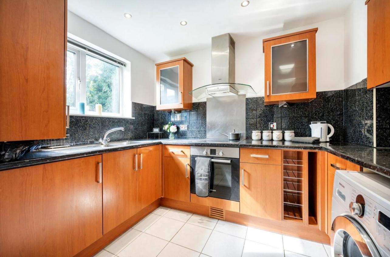 Classic 2bedroom * Mill Hill