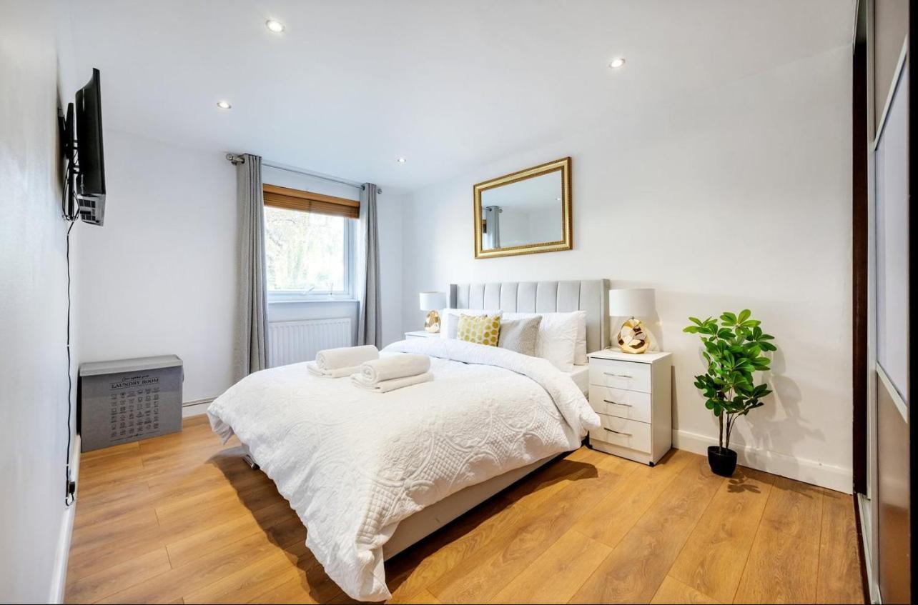 Classic 2bedroom Mill Hill